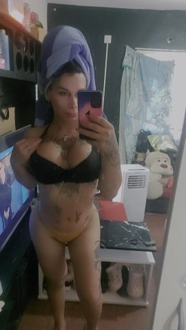 Mia Pilar