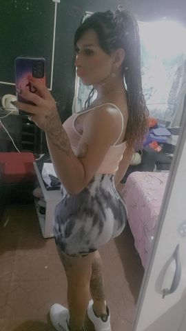 Mia Pilar