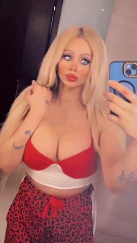 Qamar Barbie