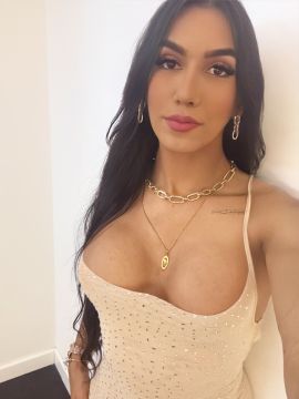 Camila Latina XXL