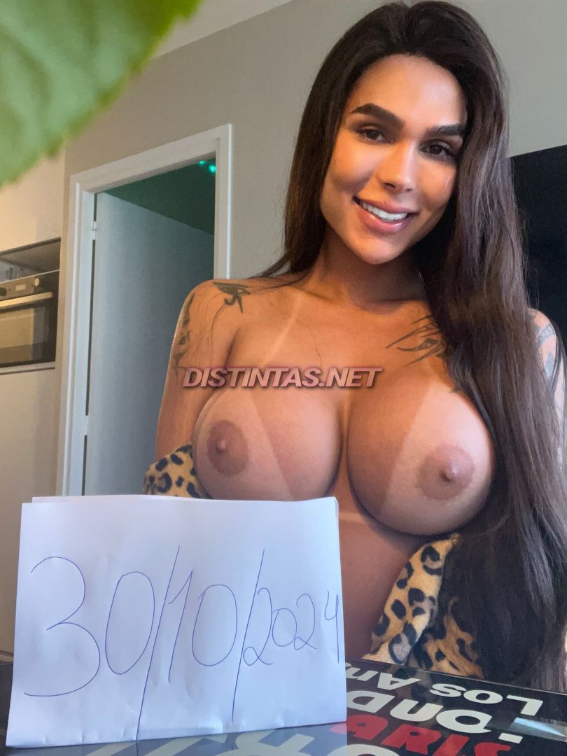 Bella LATINA