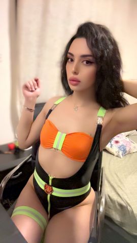 Dani Love