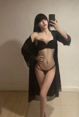 Helen CD 