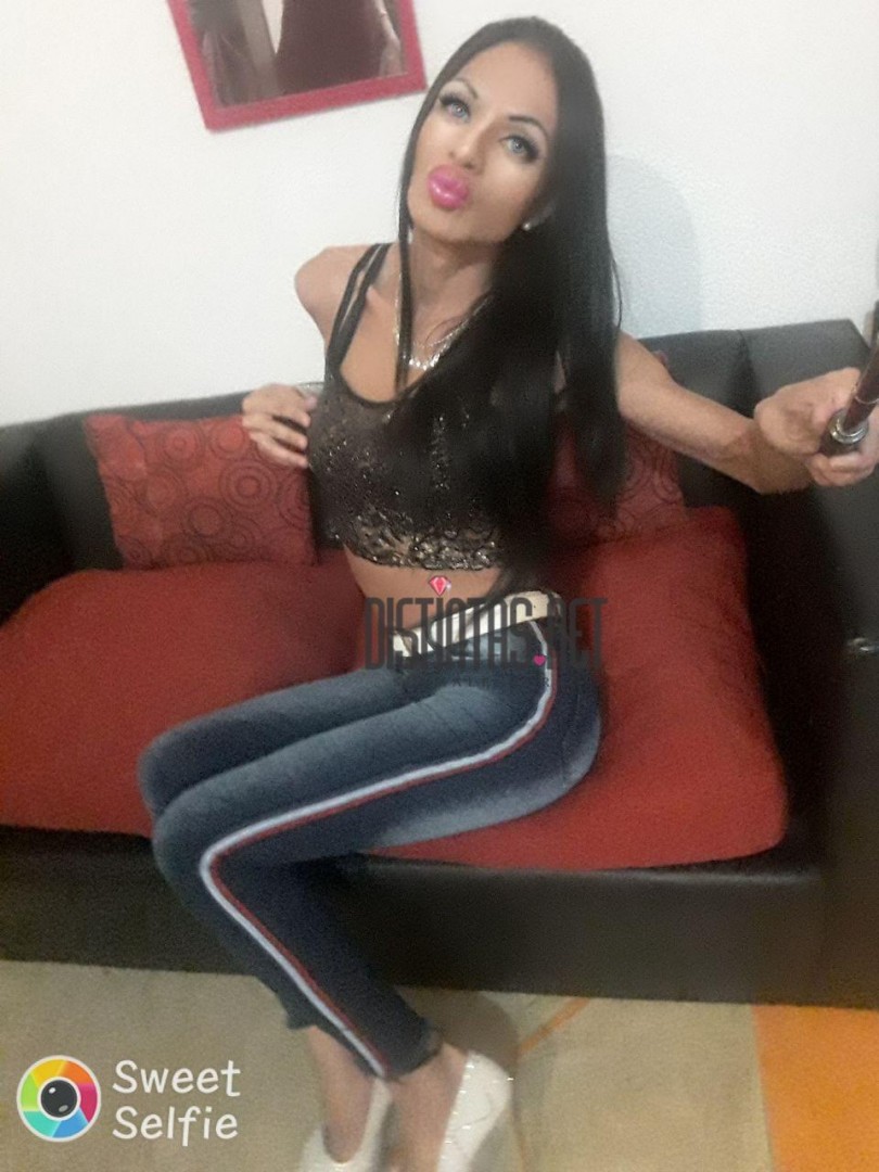 Veronica F