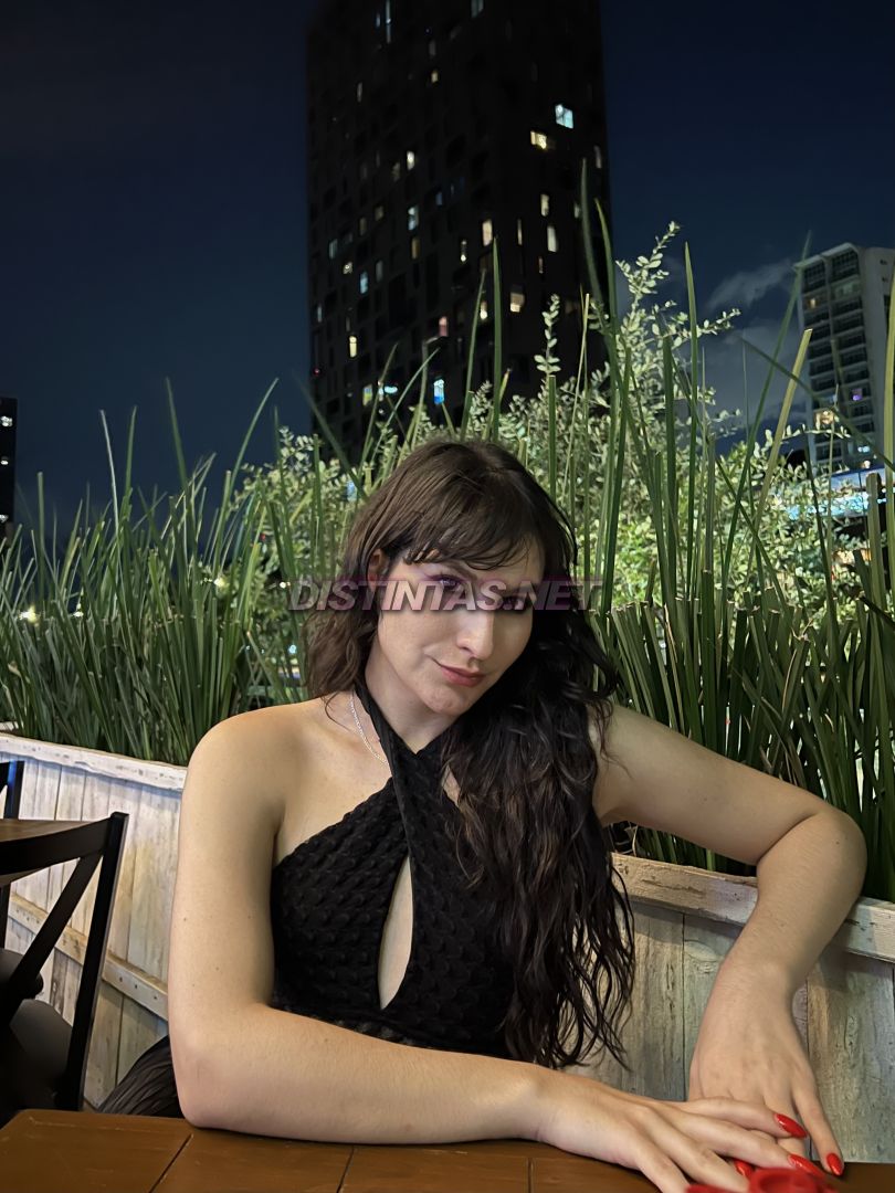 Andrea Rebecca