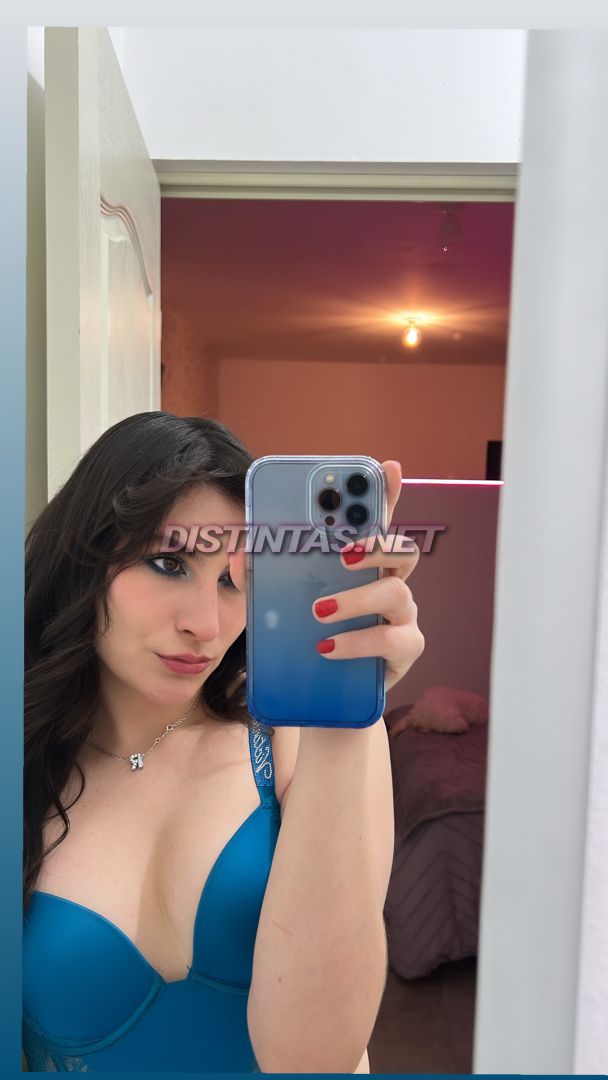 Andrea Rebecca