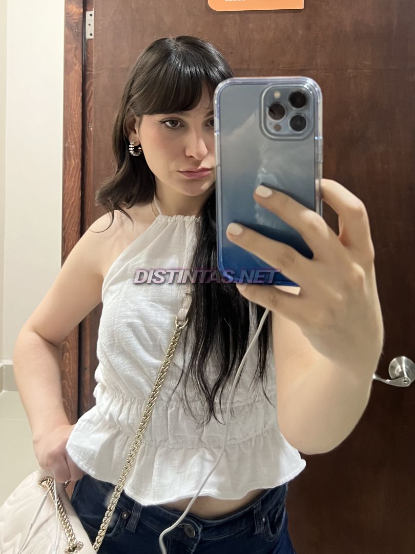 Andrea Rebecca