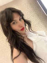 Andrea Rebecca
