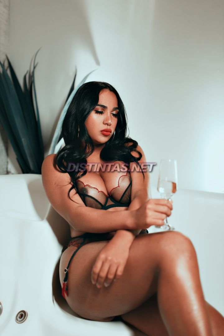 Ariana Bastos 