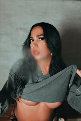 Ariana Bastos 