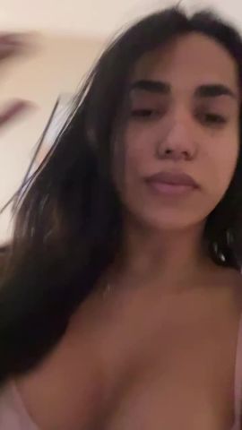 Ariana Bastos 