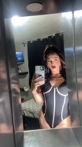 Andrea Mishell