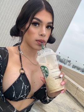 Sofia Collens 