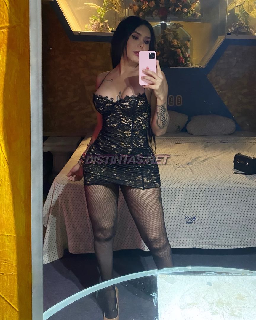 Valeria Carmine 