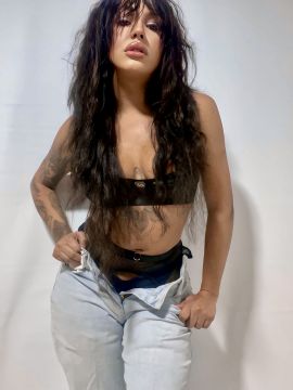 Stefany Santos