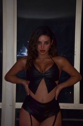Jade T