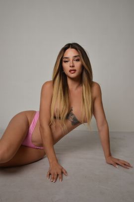 Jade T