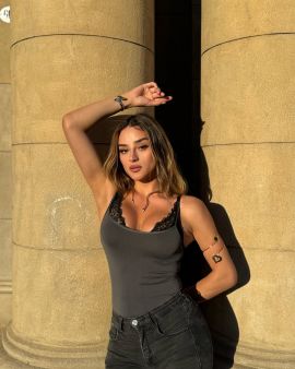 Jade T
