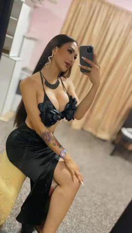 Elizabeth Leon