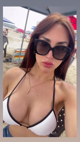 Elizabeth Leon