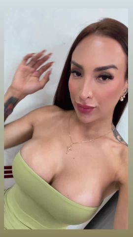 Elizabeth Leon
