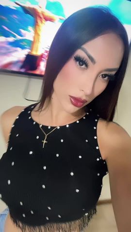 Elizabeth Leon