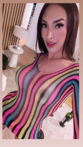 Elizabeth Leon