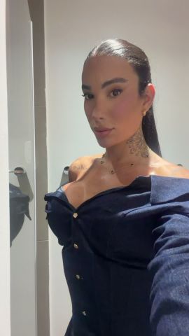 THE MOST FEMININE XL