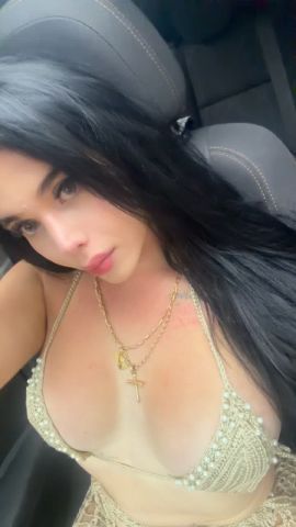 Emily Muñeton