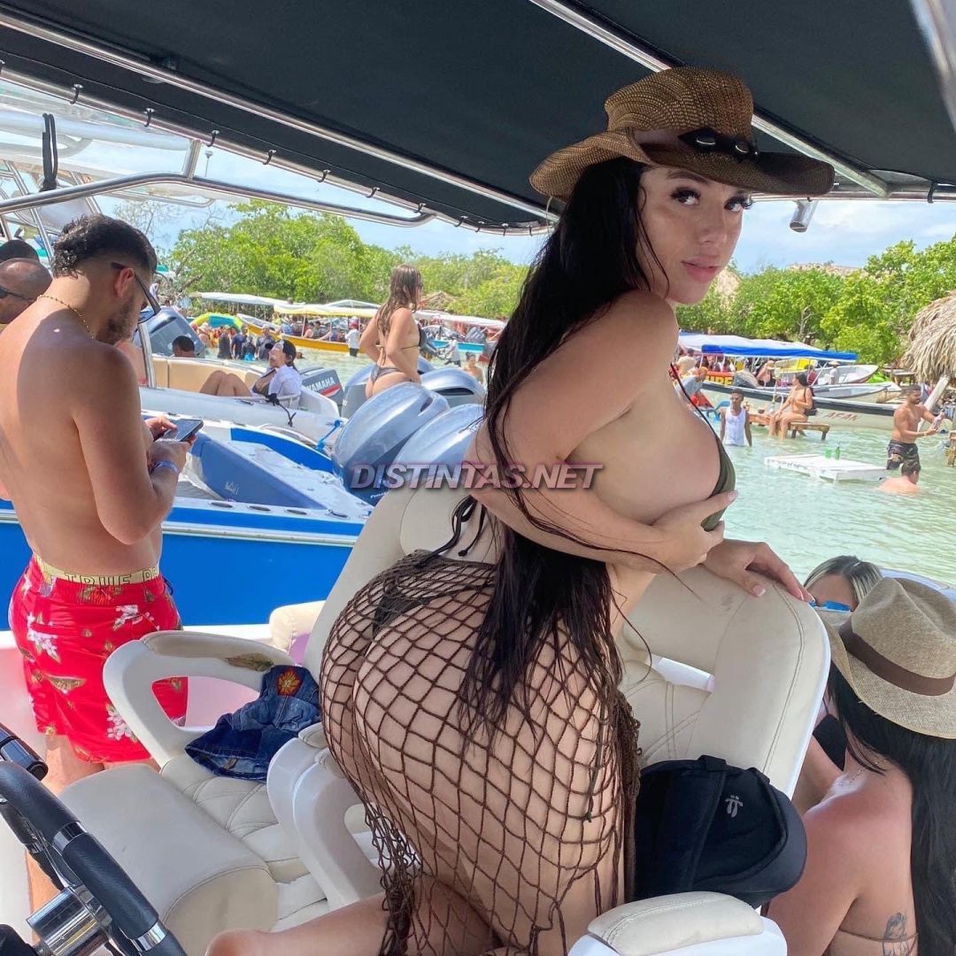Emily Muñeton