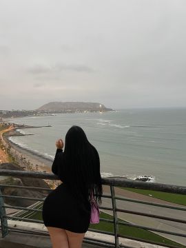 Emily Muñeton