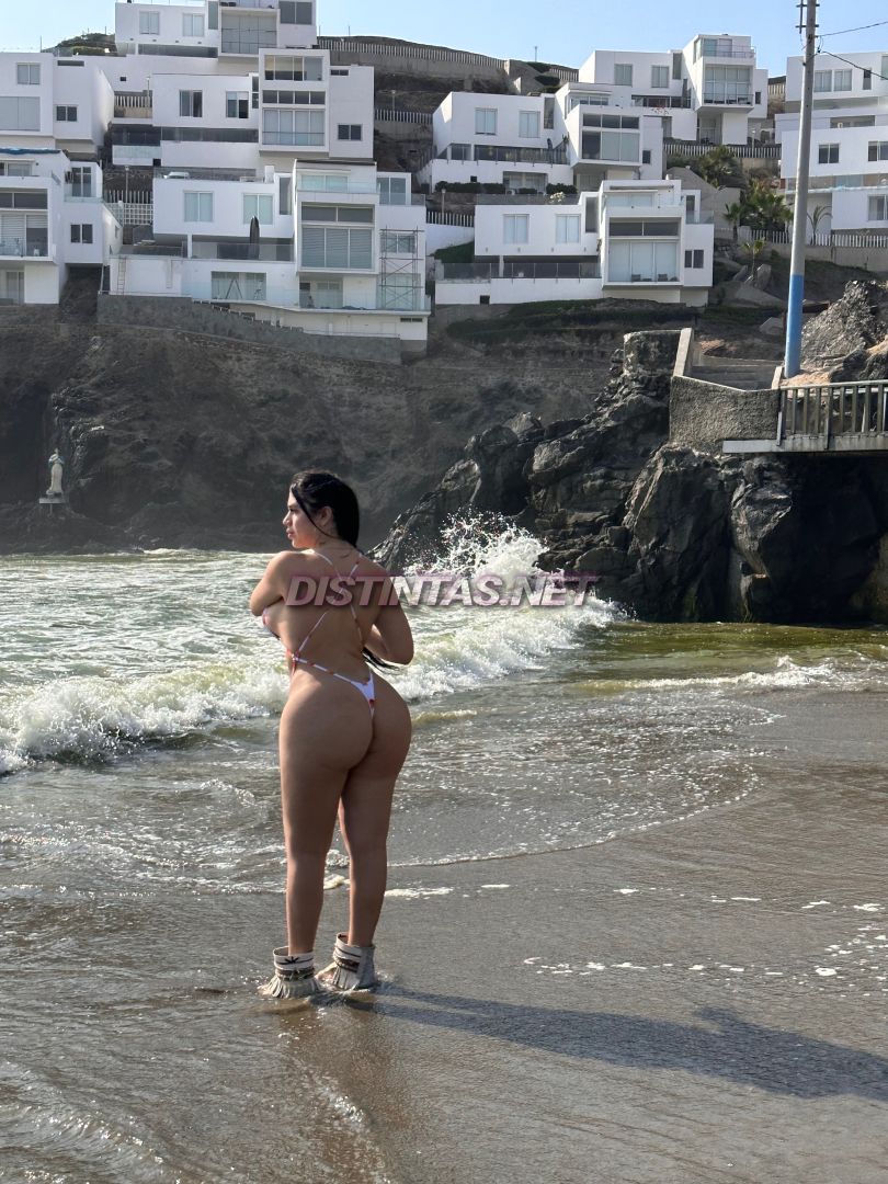 Emily Muñeton