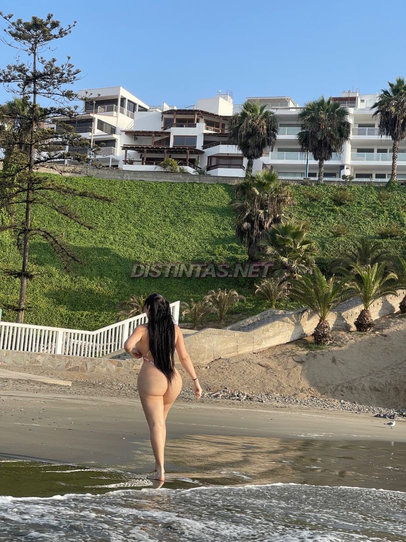 Emily Muñeton