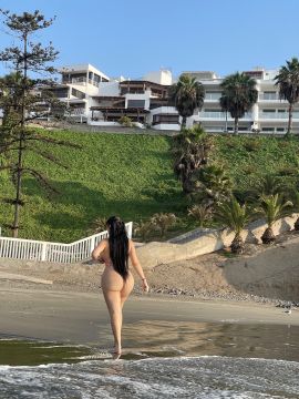 Emily Muñeton