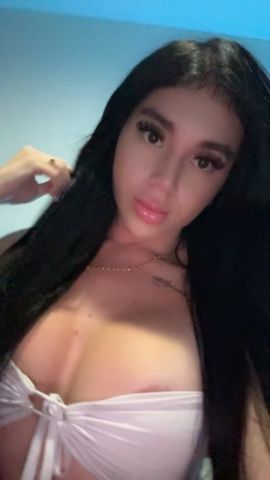 Emily Muñeton