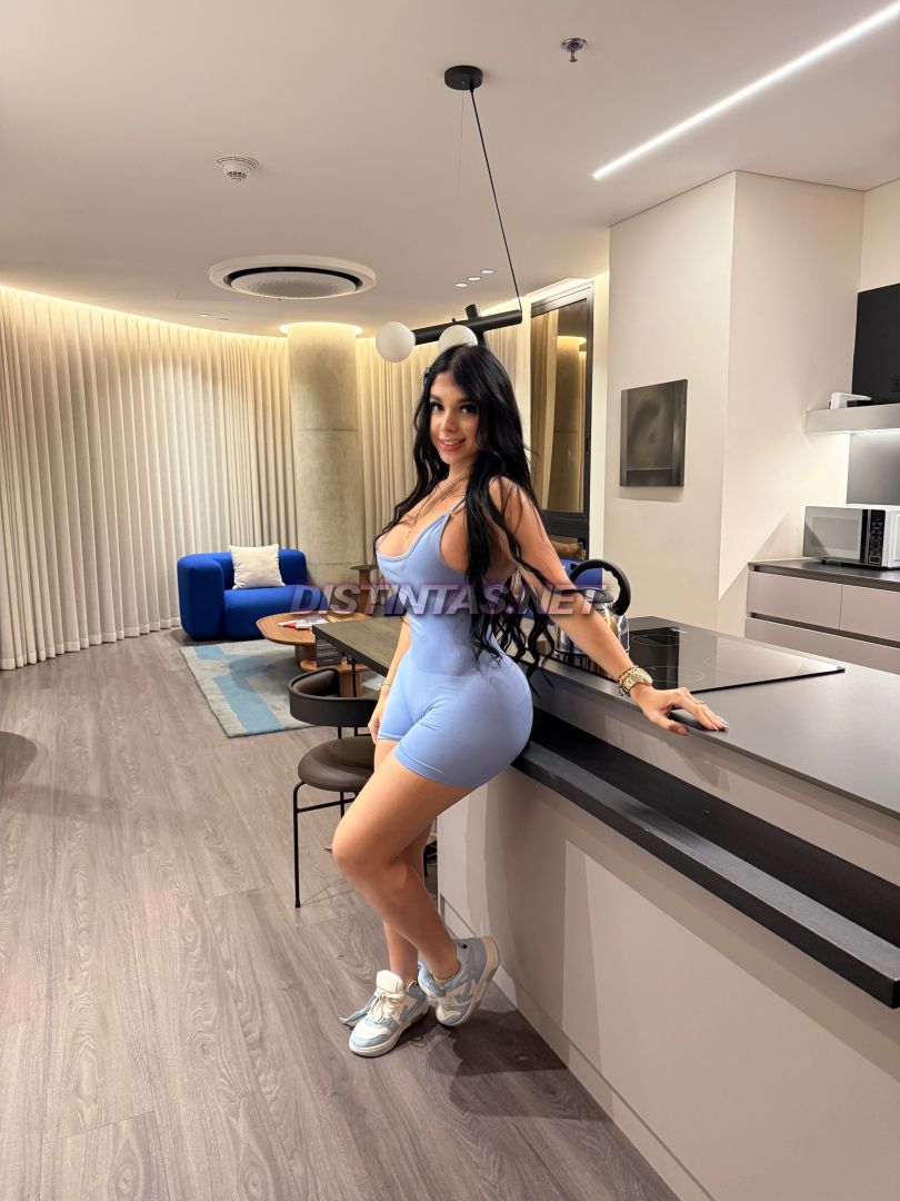 Emily Muñeton