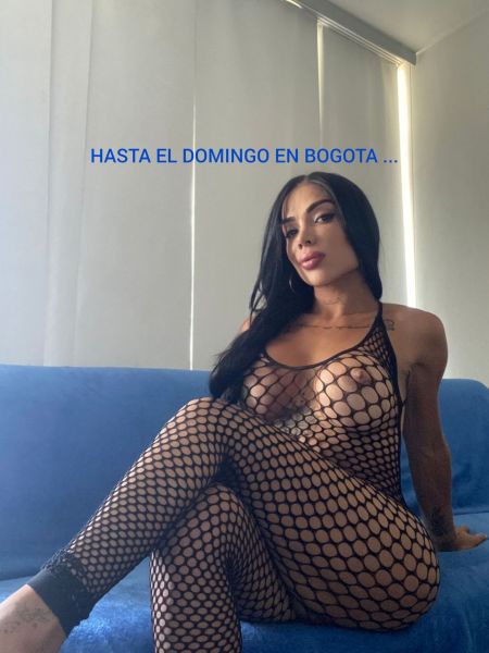 Hola bb Mi vida La mayoria de mis fotos son caseras. Tomada desde mi celular para garantizarte que te vas a encontrar con la misma persona cuando llegues a mi apartamento. Soy activa y pasiva. Tríos, parejas, 69, francés natural, fetiches y dominación. Soy muy complaciente en el trato y con mis servicios.
cariñosa, simpática,atenta descomplicada doy besitos..morbo. Me encantan las fiestas, hacer dúplex, parejas y dominación. Me encanta dar y recibir full sexo 100% garantizado si no no pagas muak