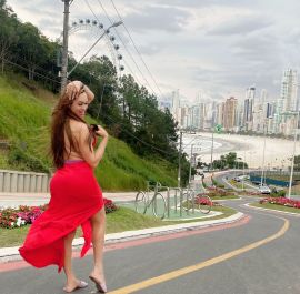 Juju Ribeiro 
