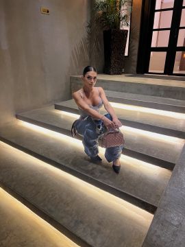 Mia Montesinos