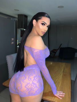 Mia Montesinos
