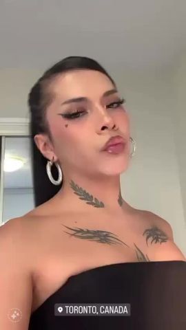 Naomi Latin