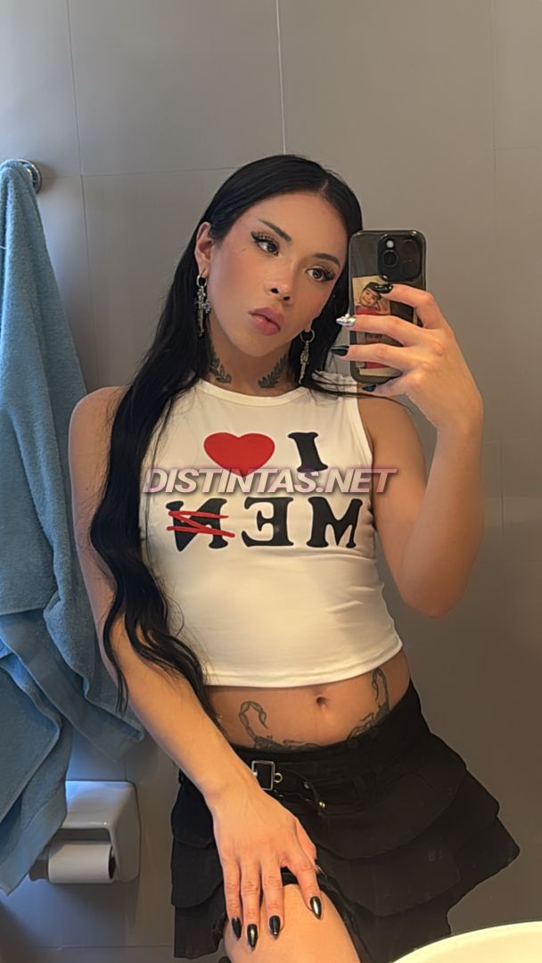 Naomi Latin