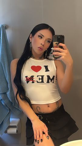 Naomi Latin