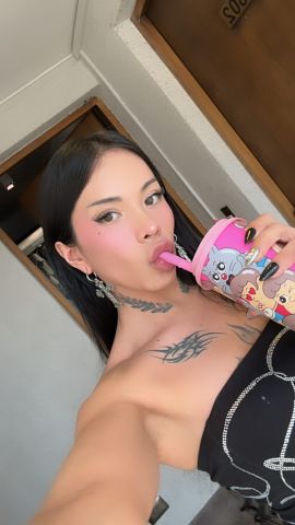 Naomi Latin