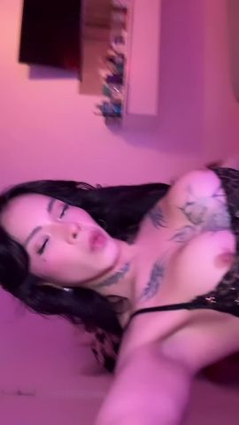 Naomi Latin
