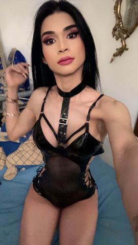 Kiri Fox