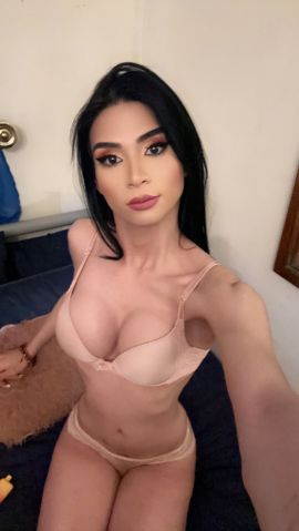 Kiri Fox