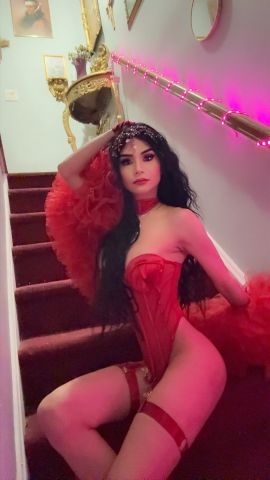 Kiri Fox