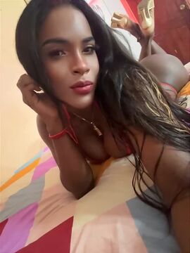 Thais Caicedo 