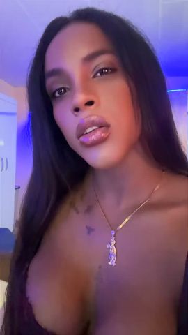 Thais Caicedo 